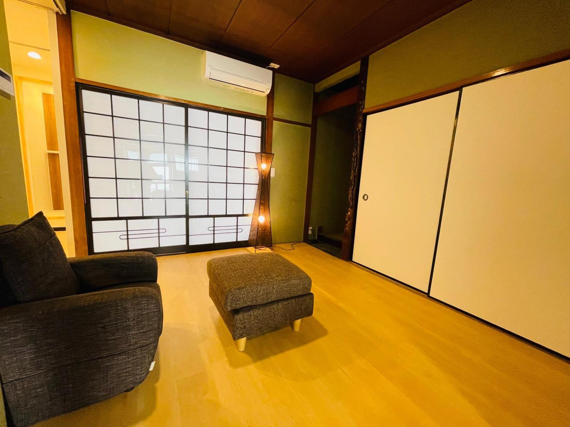 Апартаменты Namba Shinsaibashi 10 Mins Osaka Castle　East Экстерьер фото